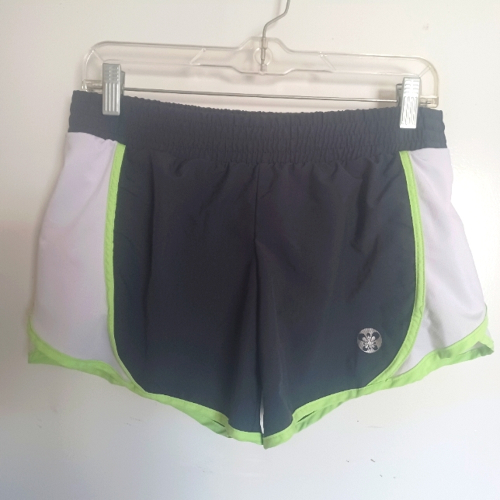 Women's Old Navy shorts size small drawstring